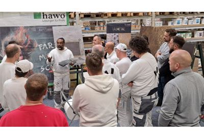 Erfolgreicher Praxisworkshop: Kreative Wandgestaltung mit Valpaint in Pforzheim