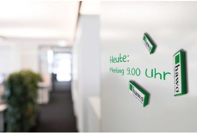 Wand als Whiteboard mit Magneten