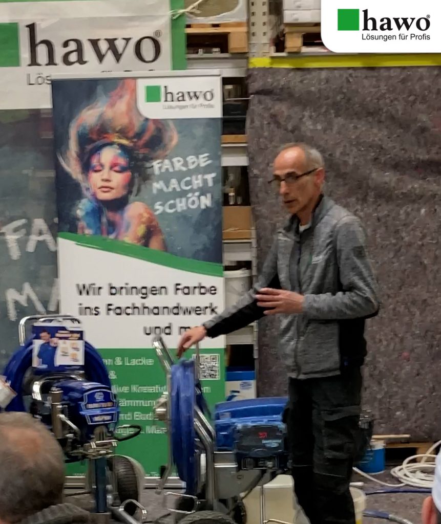 Ahmet erklärt die verschiedenen Airlessgeräte
