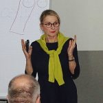 Dipl.-Designerin Frau Christine Gottwald (AkzoNobel) beim Vortrag