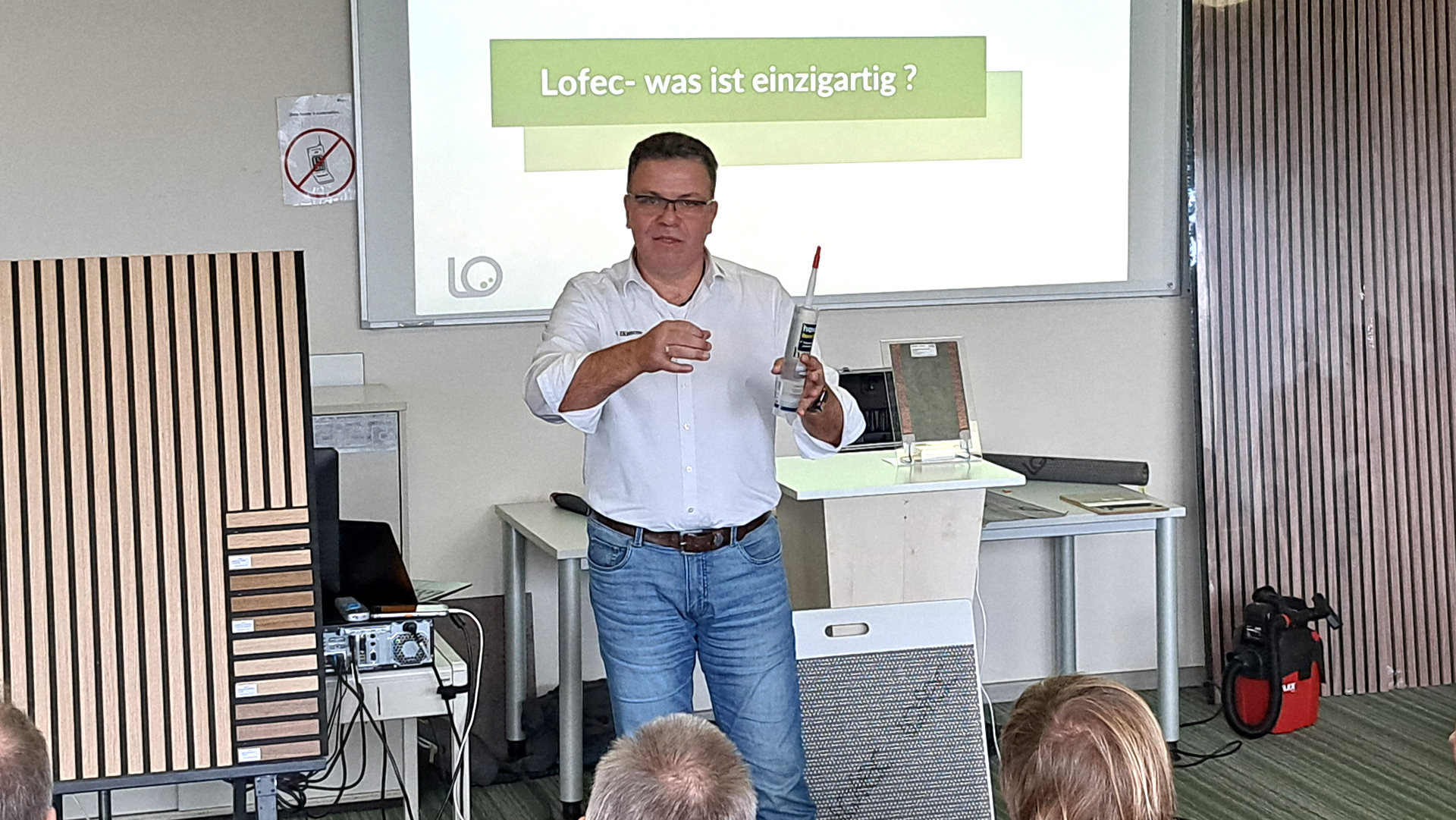 Vortrag über Akustikpaneele